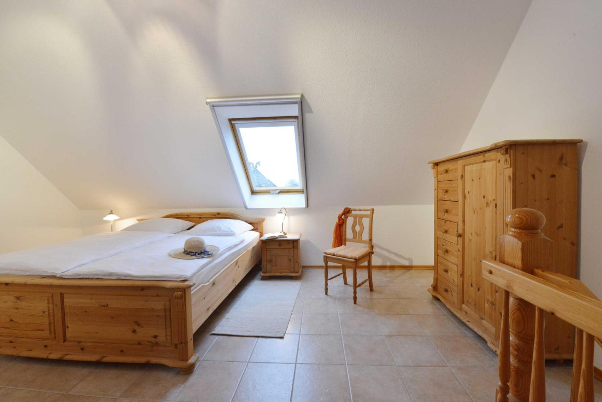 Stoertebeker Appartements - "Stoertebeker Pferdehof" Ральсвик Номер фото