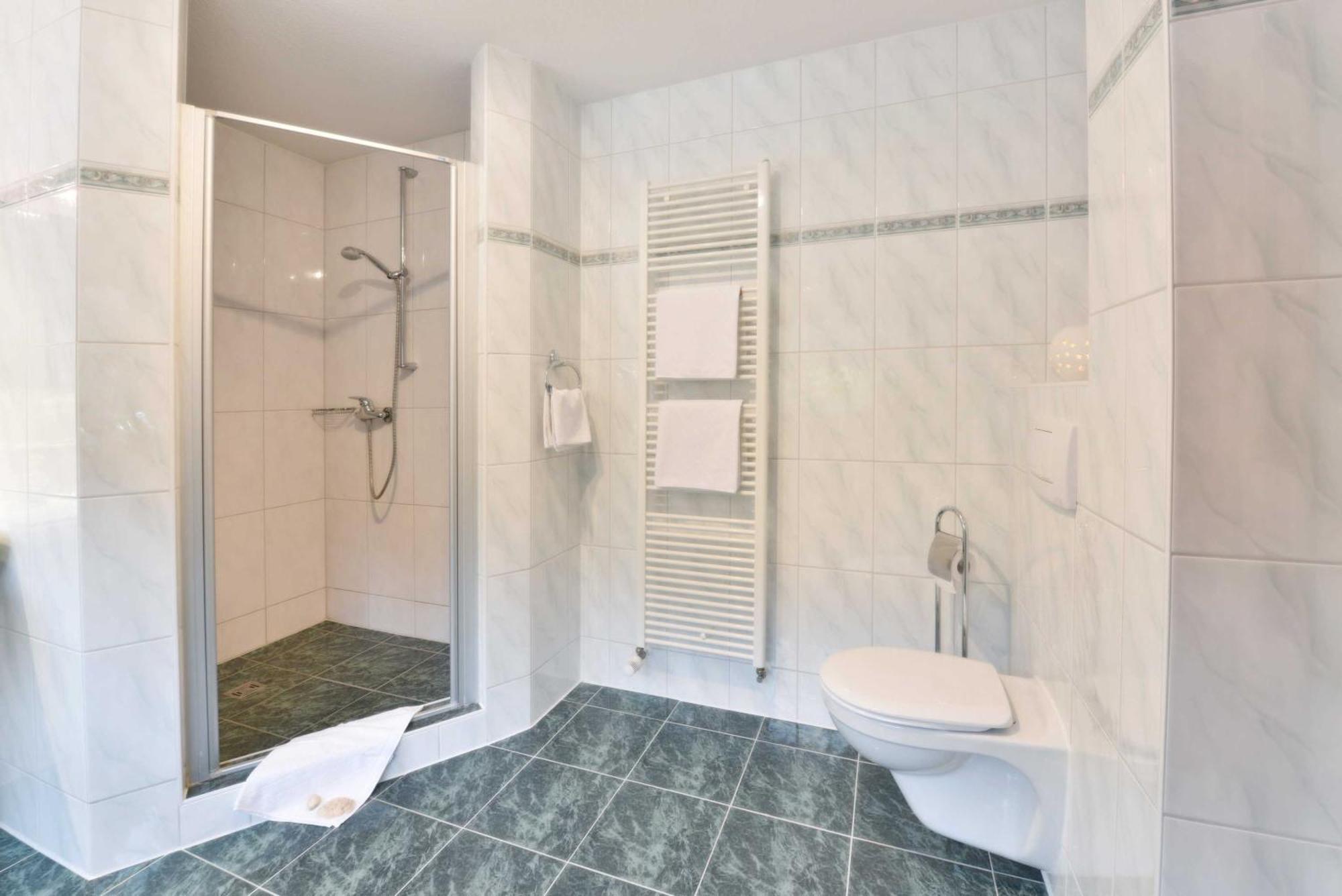 Stoertebeker Appartements - "Stoertebeker Pferdehof" Ральсвик Номер фото